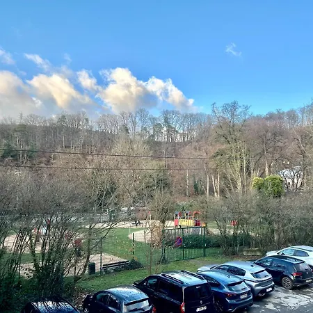 Spacieux En Centre-ville Spa
